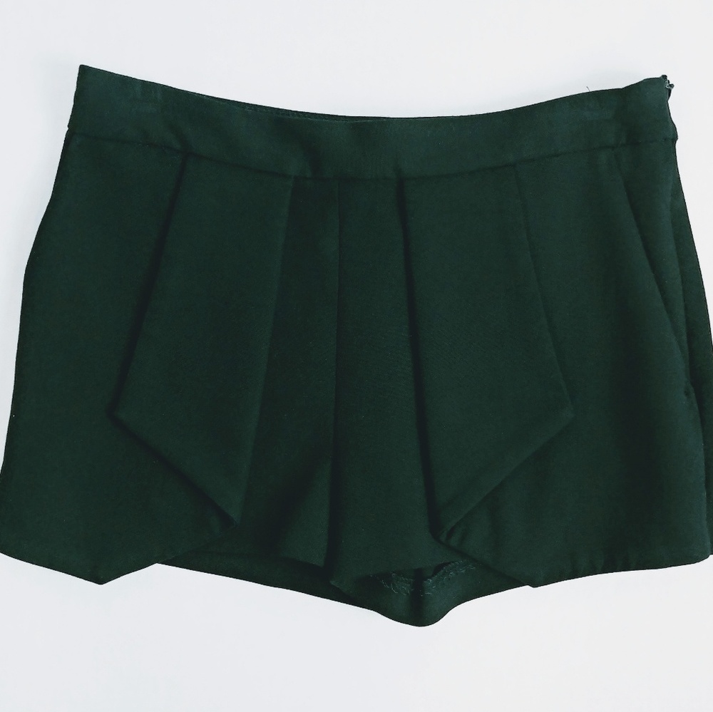 Zara Basic Black Shorts
